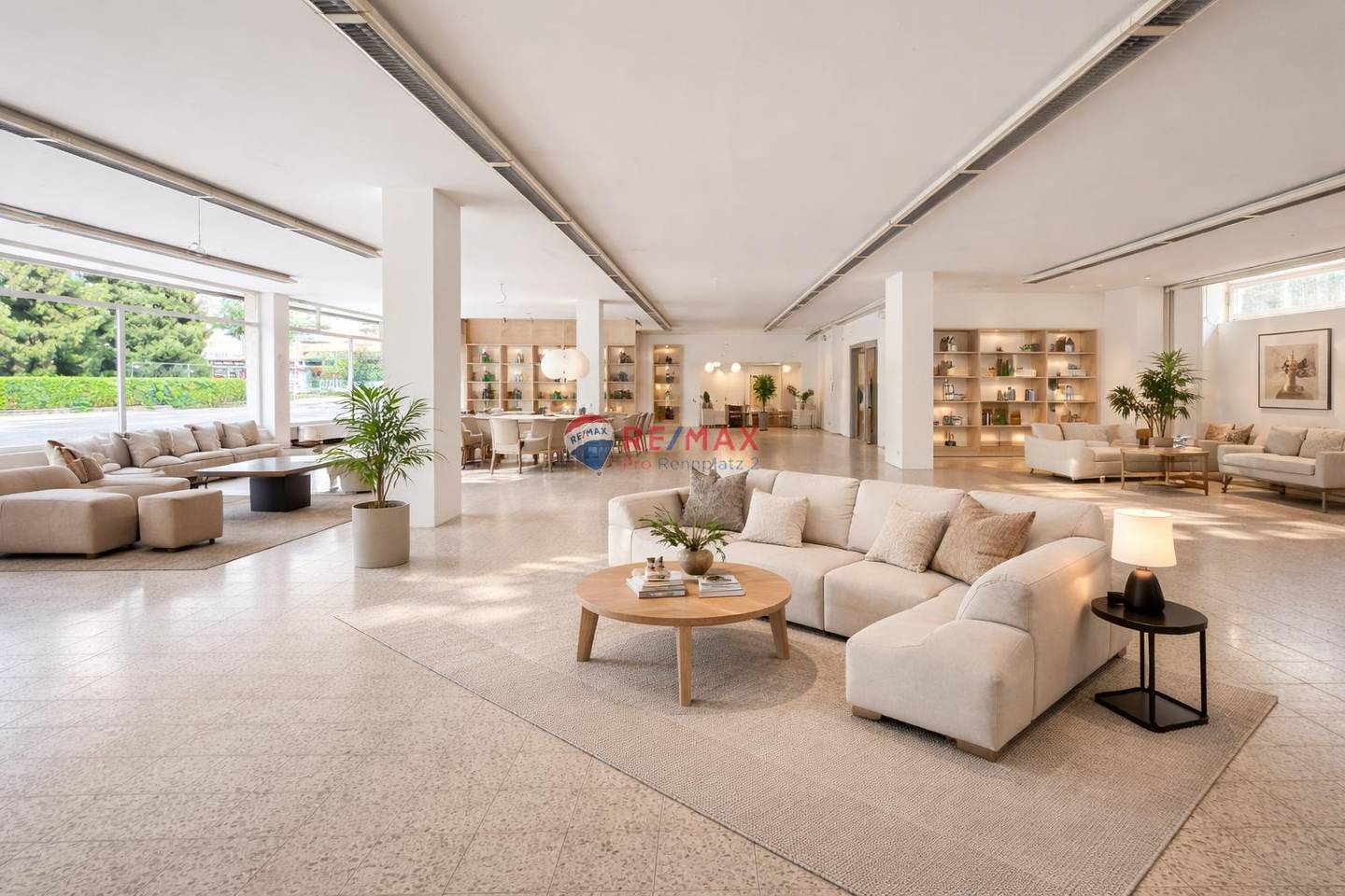 Attraktives Geschäftslokal in Klagenfurt – 417 m² Verkaufsfläche in Top-Frequenzlage mit Schaufenster & Parkplätzen