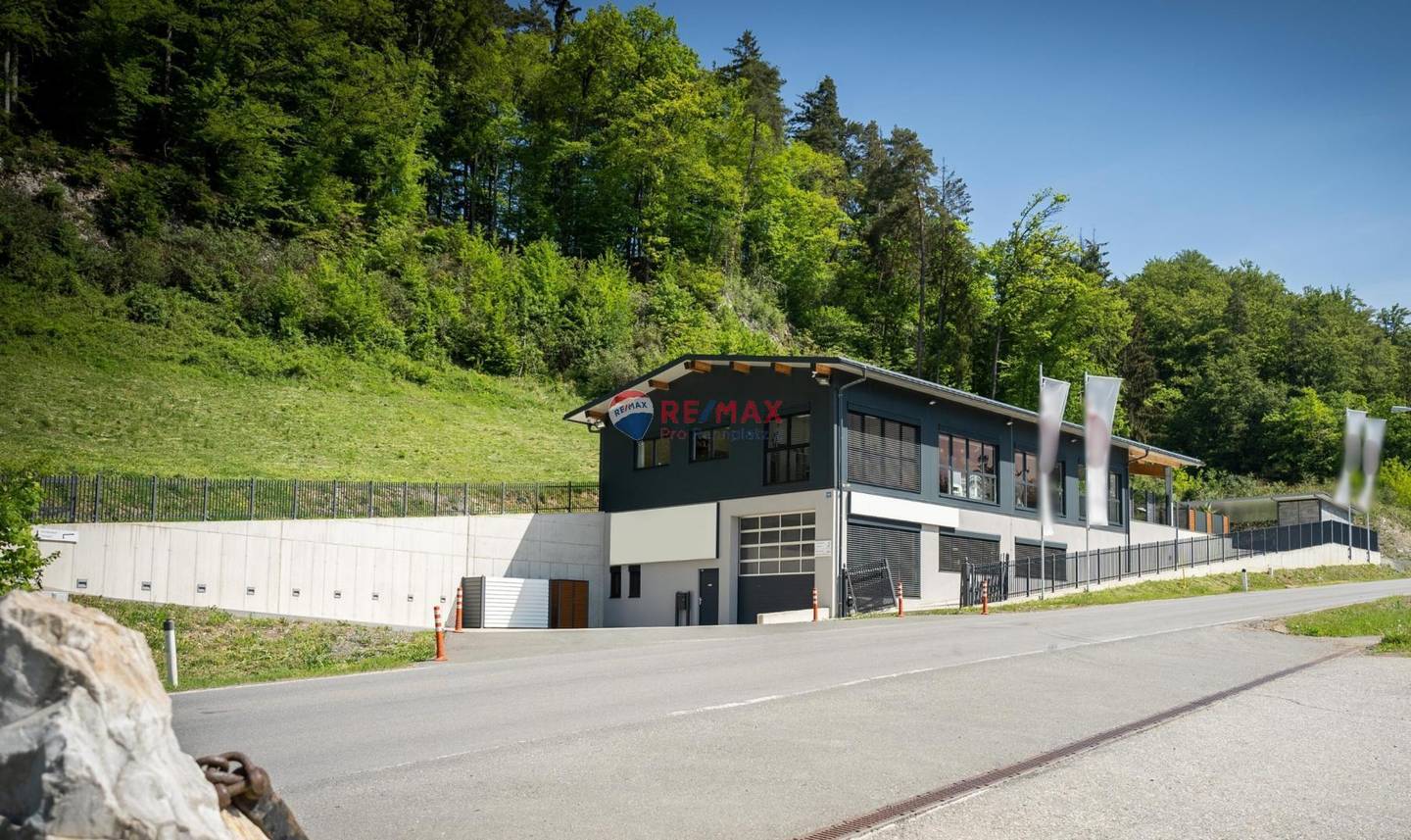 Gewerbeobjekt mit Produktion & Büroflächen nahe Wörthersee – 486 m²