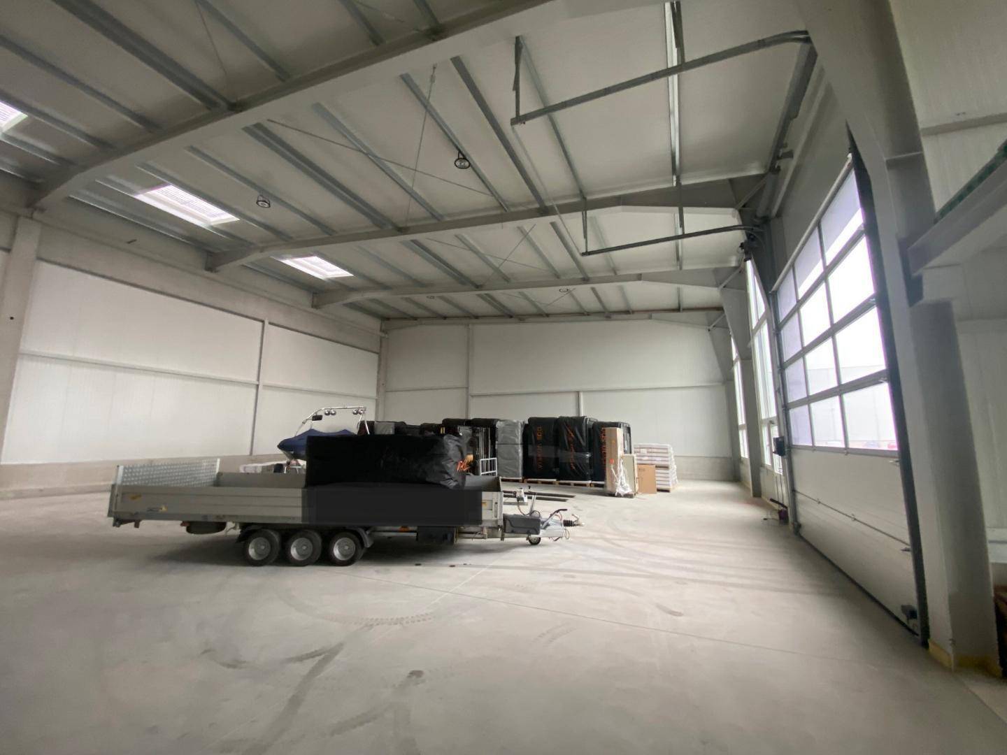 Multifunktionale Gewerbehalle