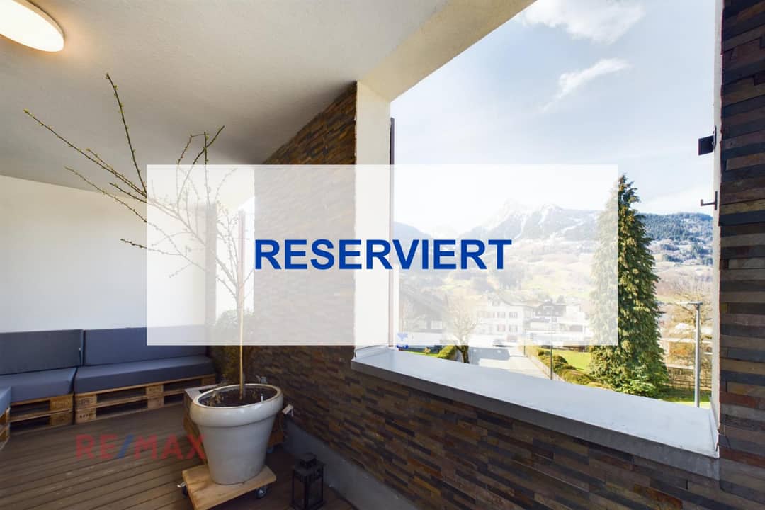 Wohnung mit Bergblick und neuwertige Küche