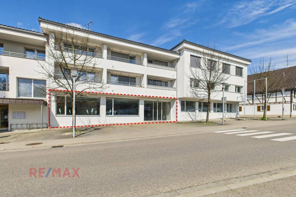Apartment central Hörbranz with generous retail space