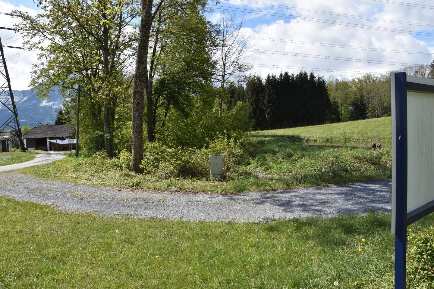 Land-/Forstwirtschaftliches Anwesen in Ludmannsdorf - 3 Zimmer