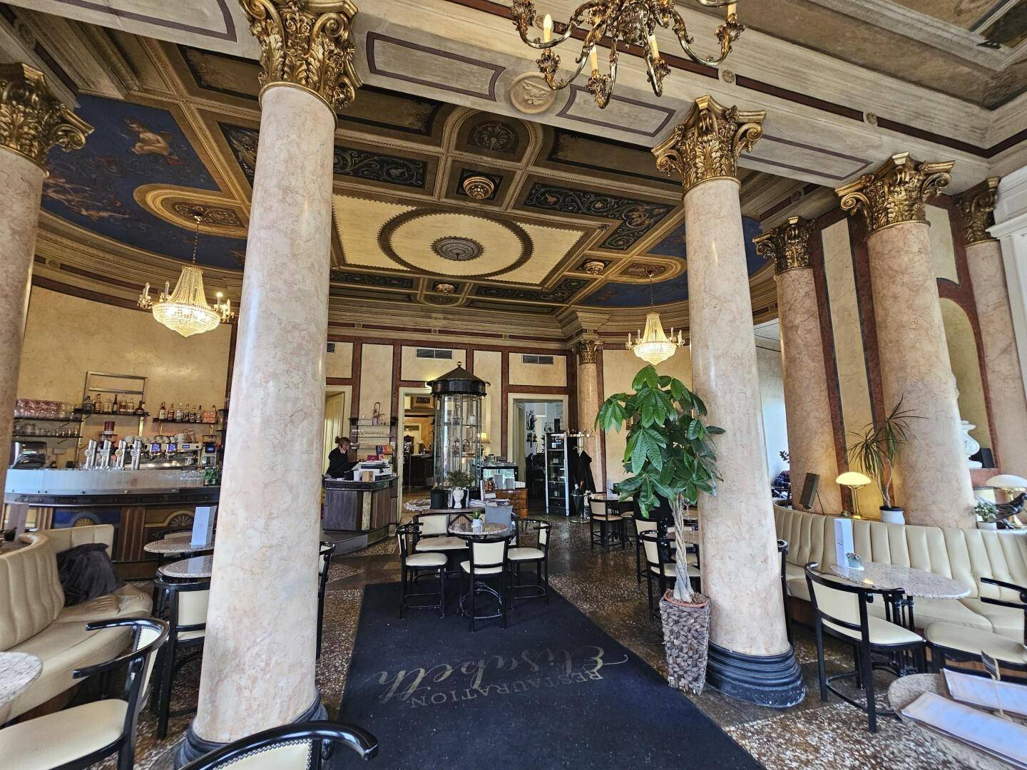 Gastronomie im Zentrum von Bad Ischl mit Wiener Café & Restaurant