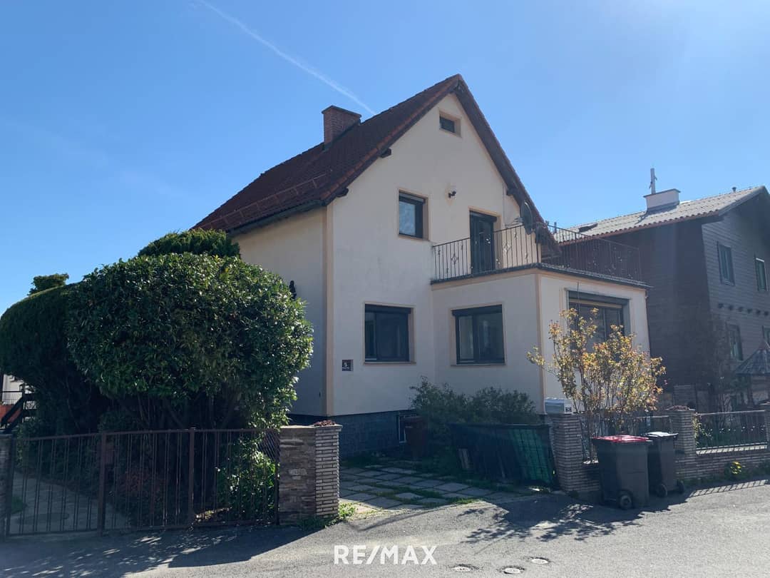 Einfamilienhaus in Gloggnitz mit Garten und Garage - ruhigen Stadtrand