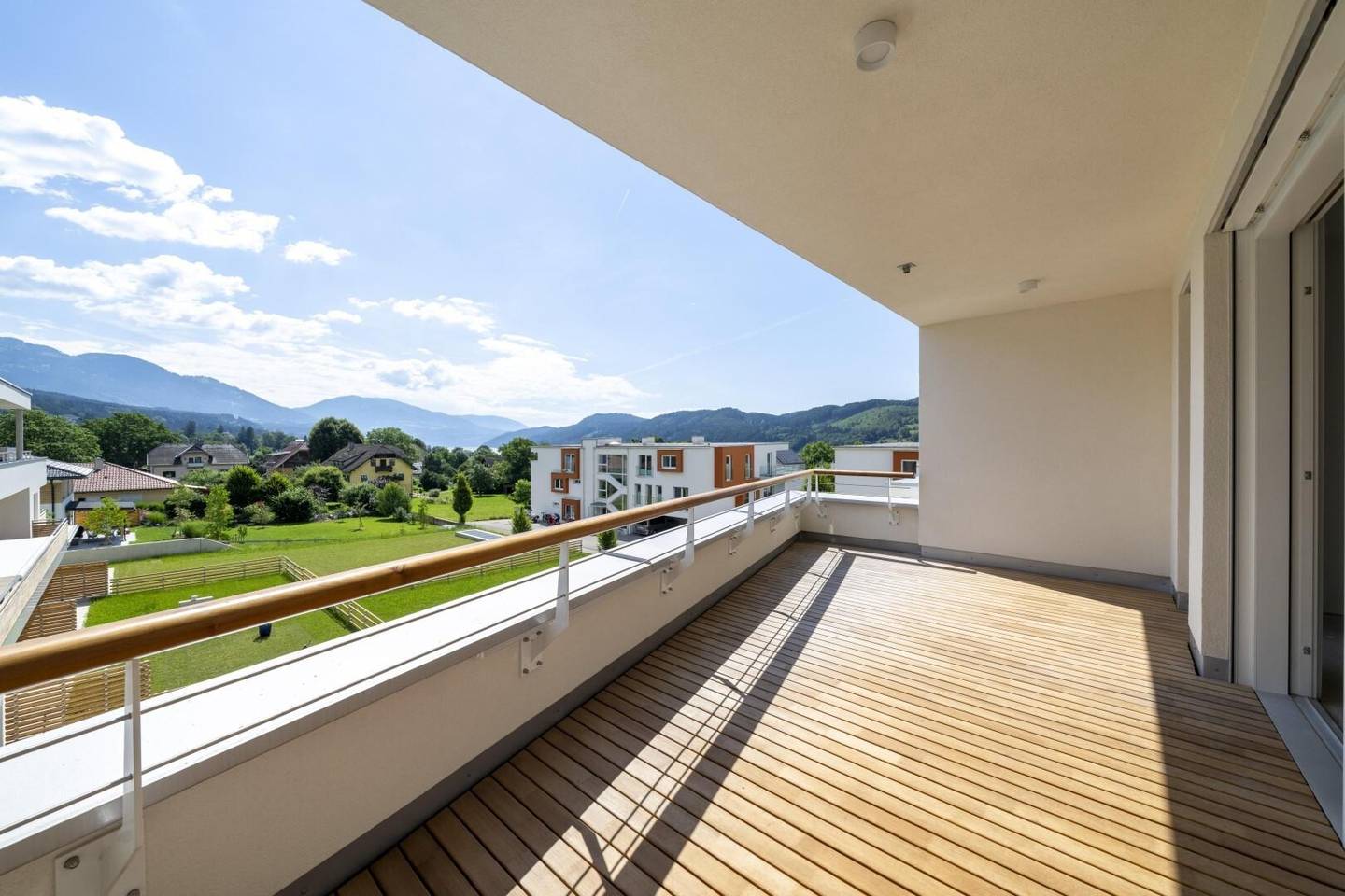 Penthouse Sea View East Terrace First Occupancy