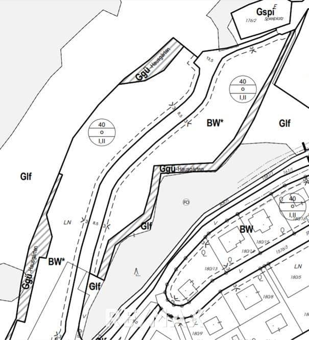 Günstiges Baugrundstück in Loich – 651 m², Hanglage, provisionsfrei
