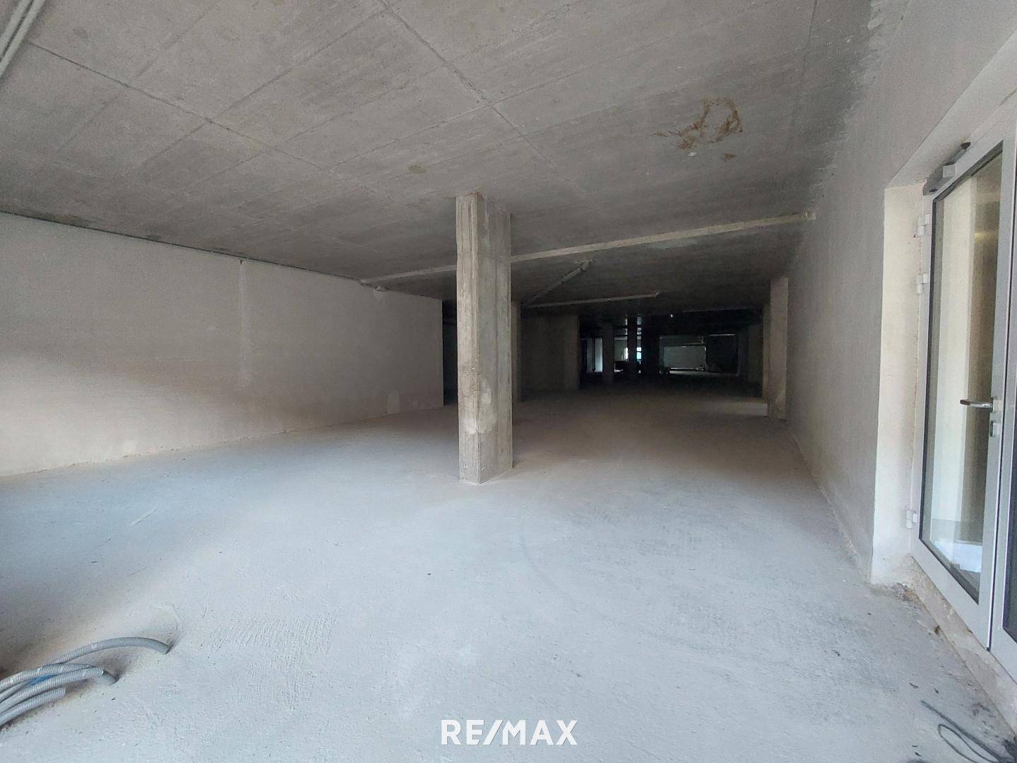 Geschäftslokal in Hofstetten – 539 m² Nutzfläche, Erdgeschoss
