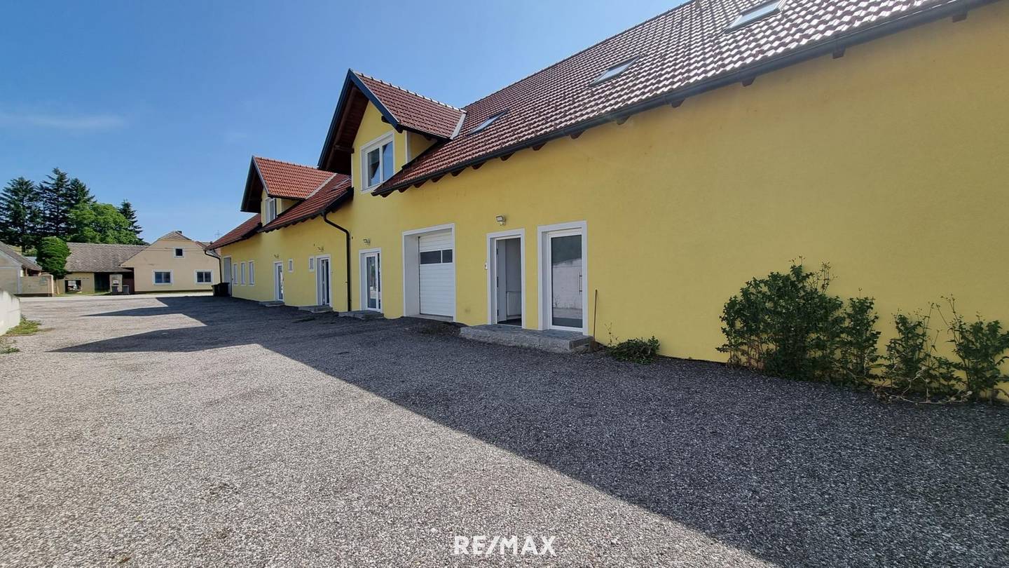 Großzügige Villa in Sasendorf mit 6 Zimmern und 225 m² Wohnfläche