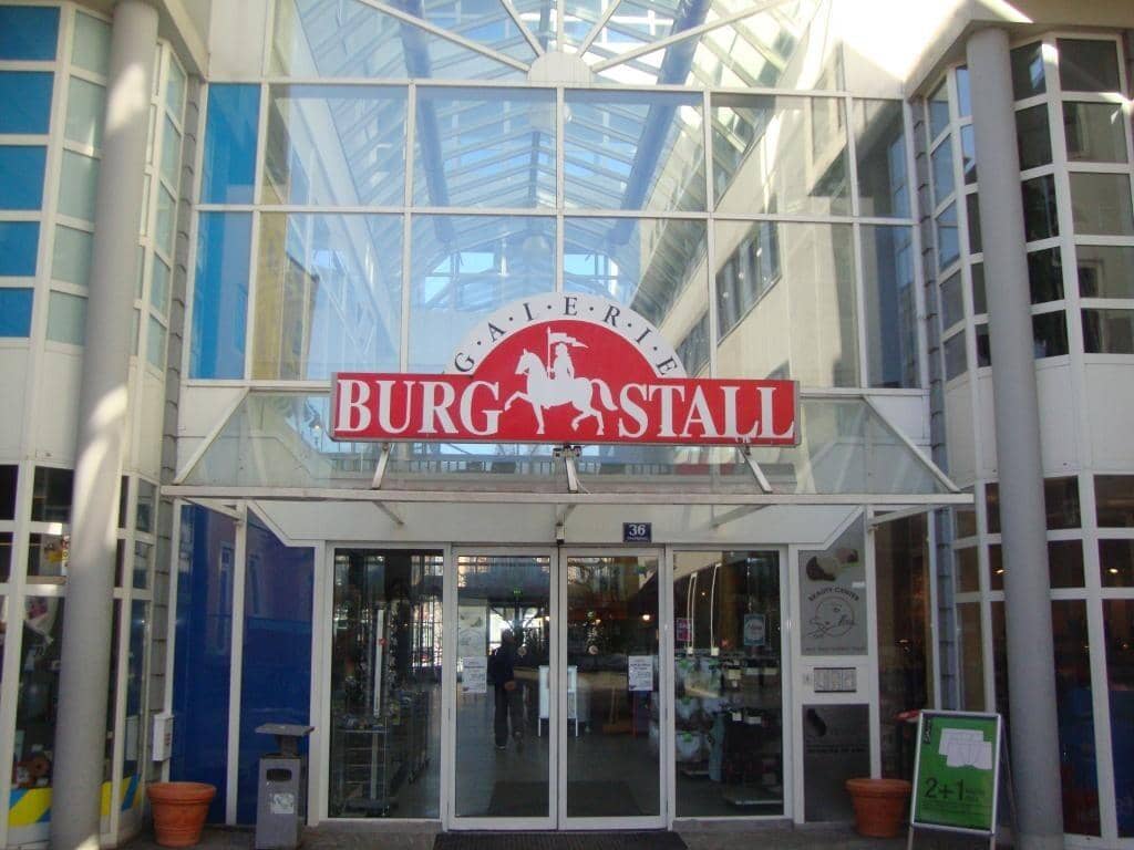 Tiefgaragenplätze im Burgstall / Zentrum von Vöcklabruck zu mieten