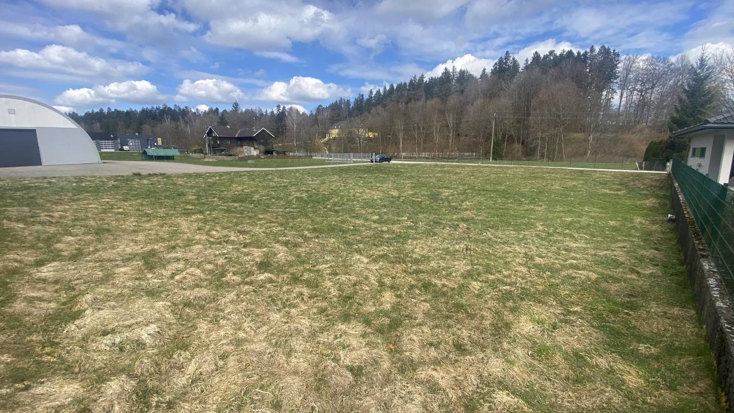 Reihenendhaus in Pfaffing: 122,82 m², 2 Stellplätze