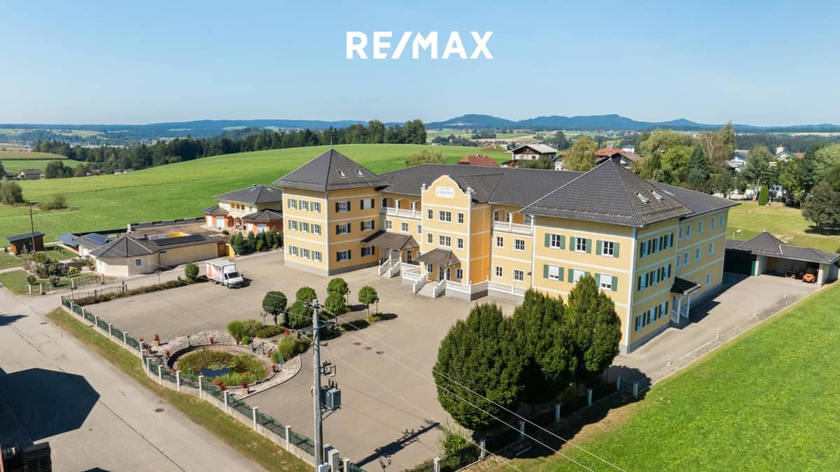 Gewerbeobjekt im Schloss Haid bei Vöcklamarkt, 500 m² Bürofläche