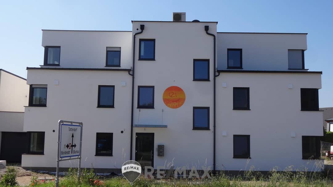 Neubauwohnung mit großer Terrasse und Lift