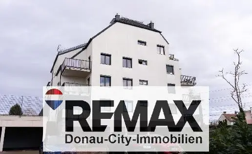 Apartment in the center with balcony and garage