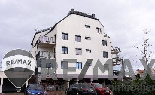 Wohnung im Zentrum mit Balkon und Garage