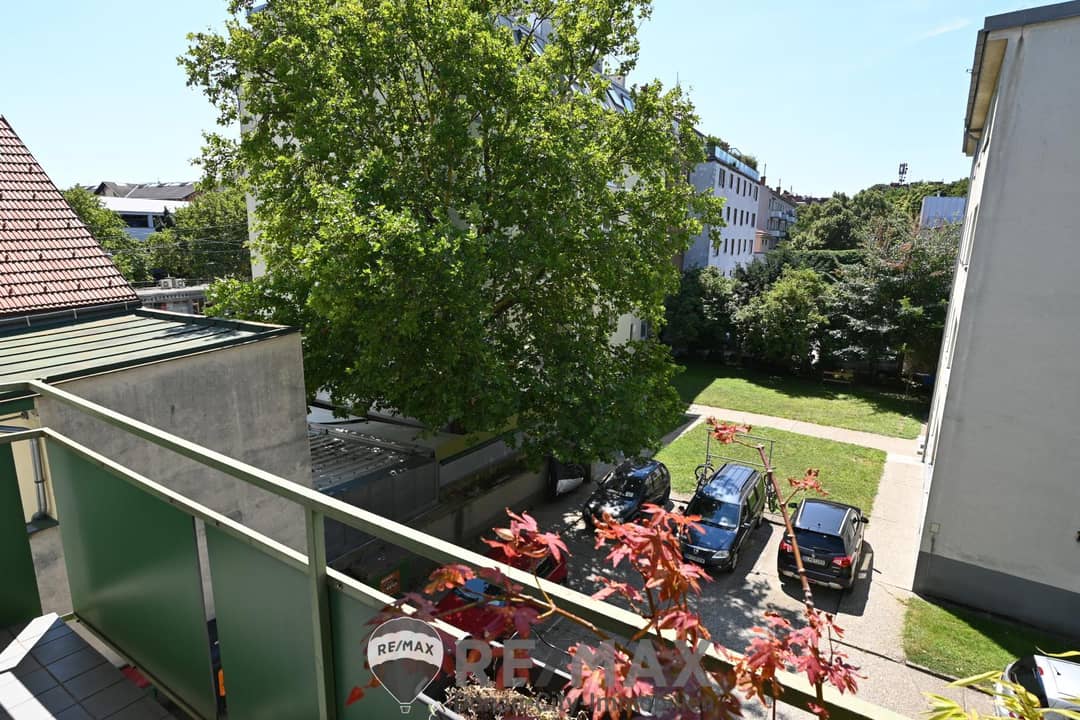 Wohnung nahe Lokalbahnhof Nußdorf Balkon grün