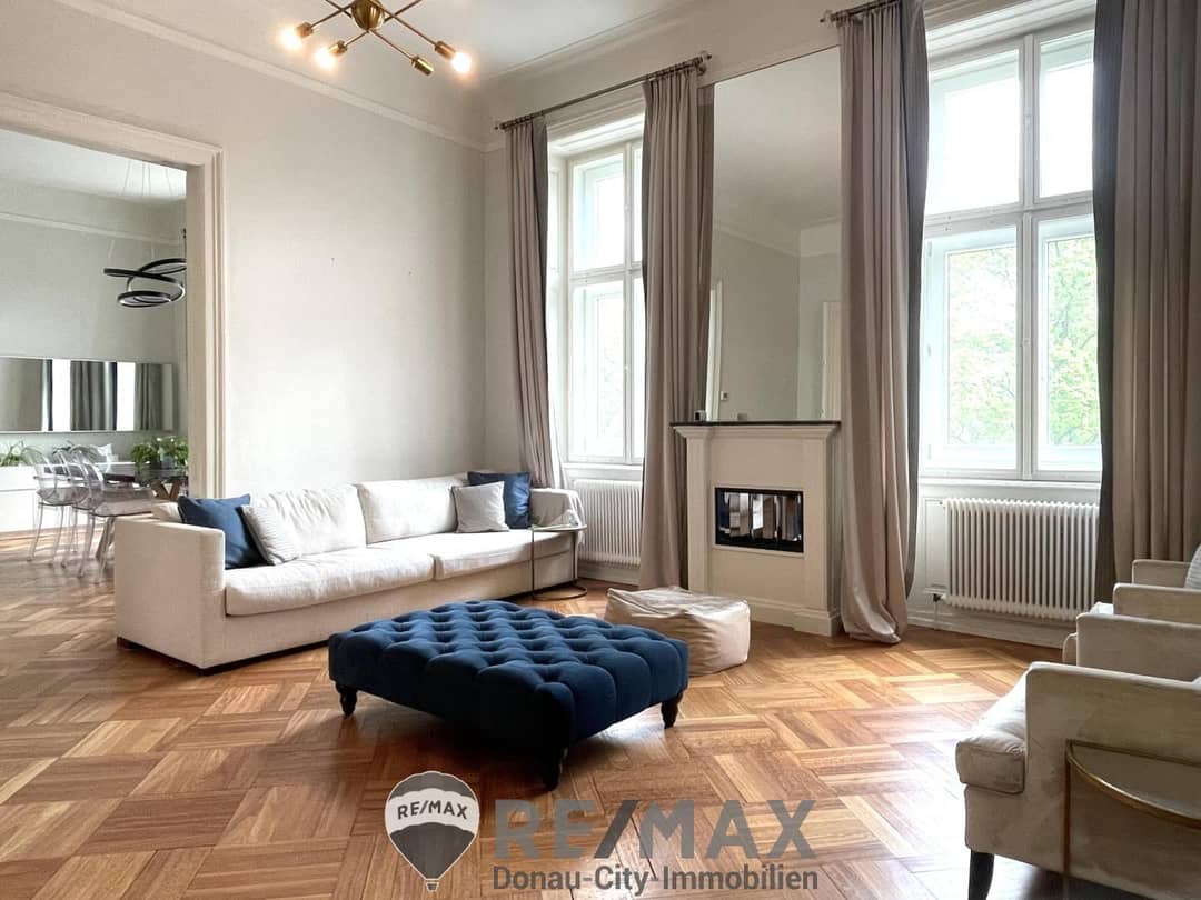 2 WOHNZIMMER