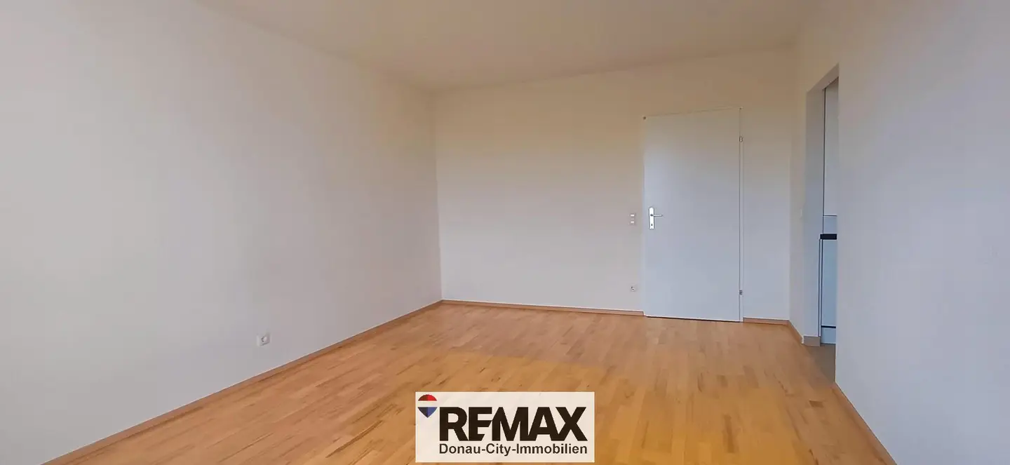 Apartment with unobstructed view on the seventh floor