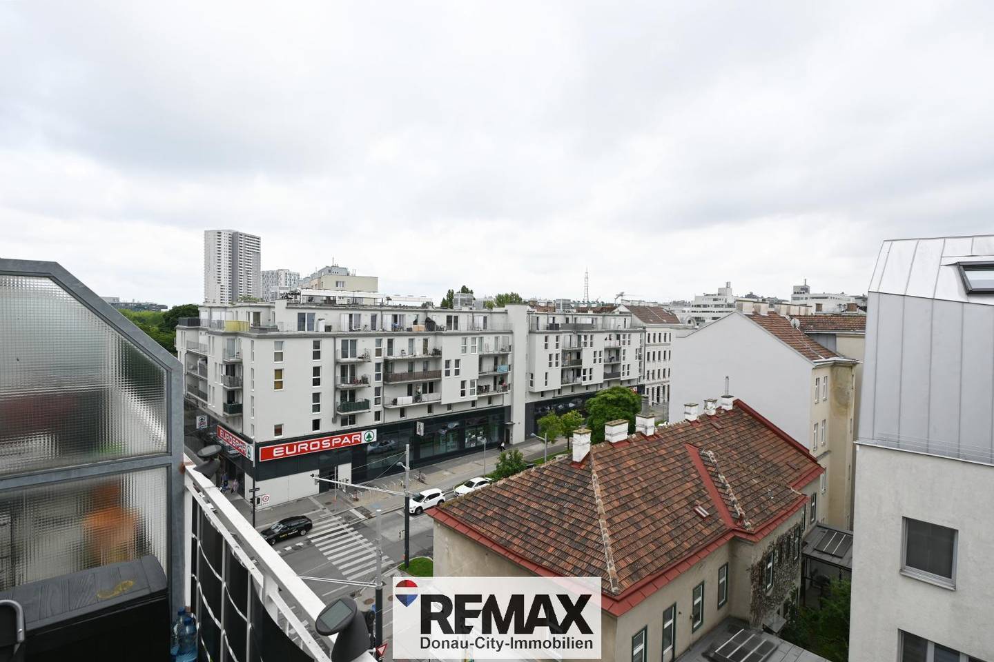 Dachgeschosswohnung Terrasse nahe U1 Troststraße