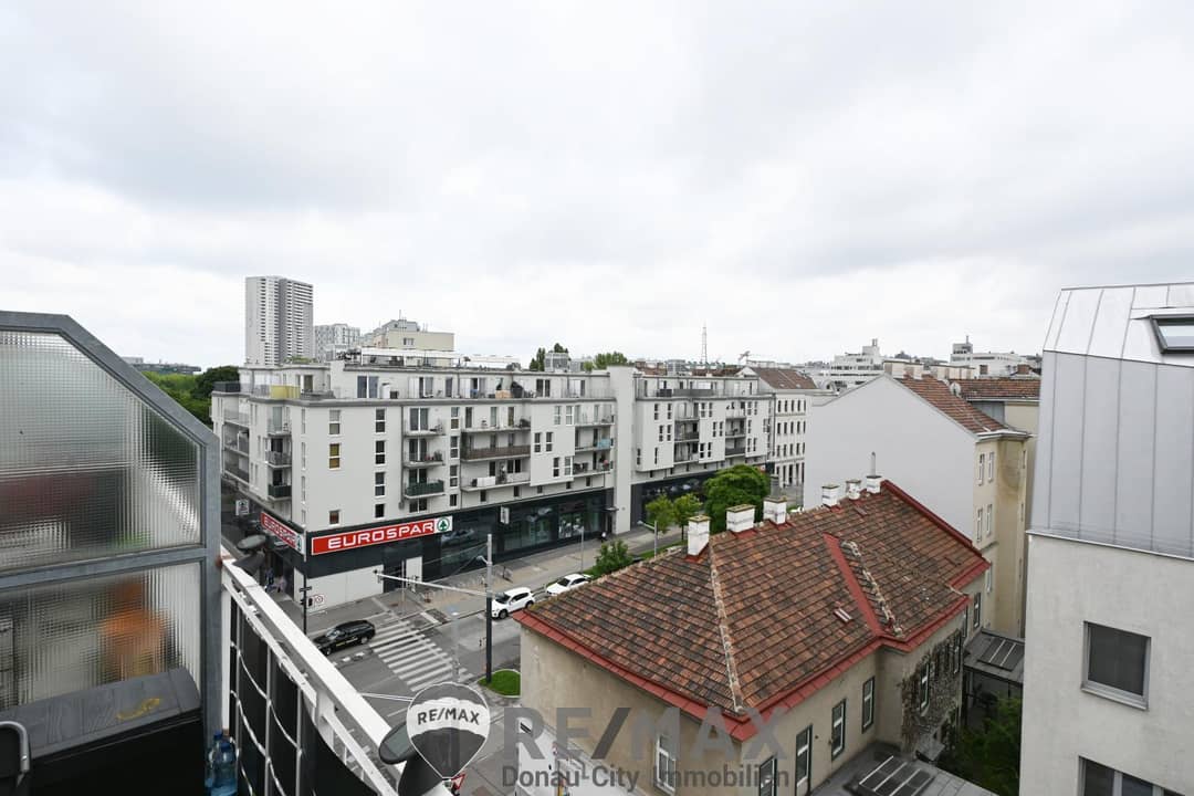 Dachgeschosswohnung Terrasse nahe U1 Troststraße