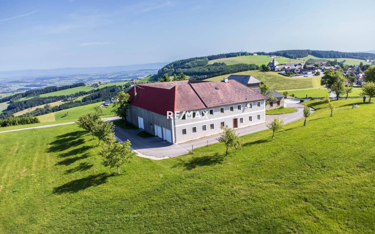 Bauernhaus in Kürnberg (St. Peter/Au) mit Panorama und 120 m² Wohnfläche