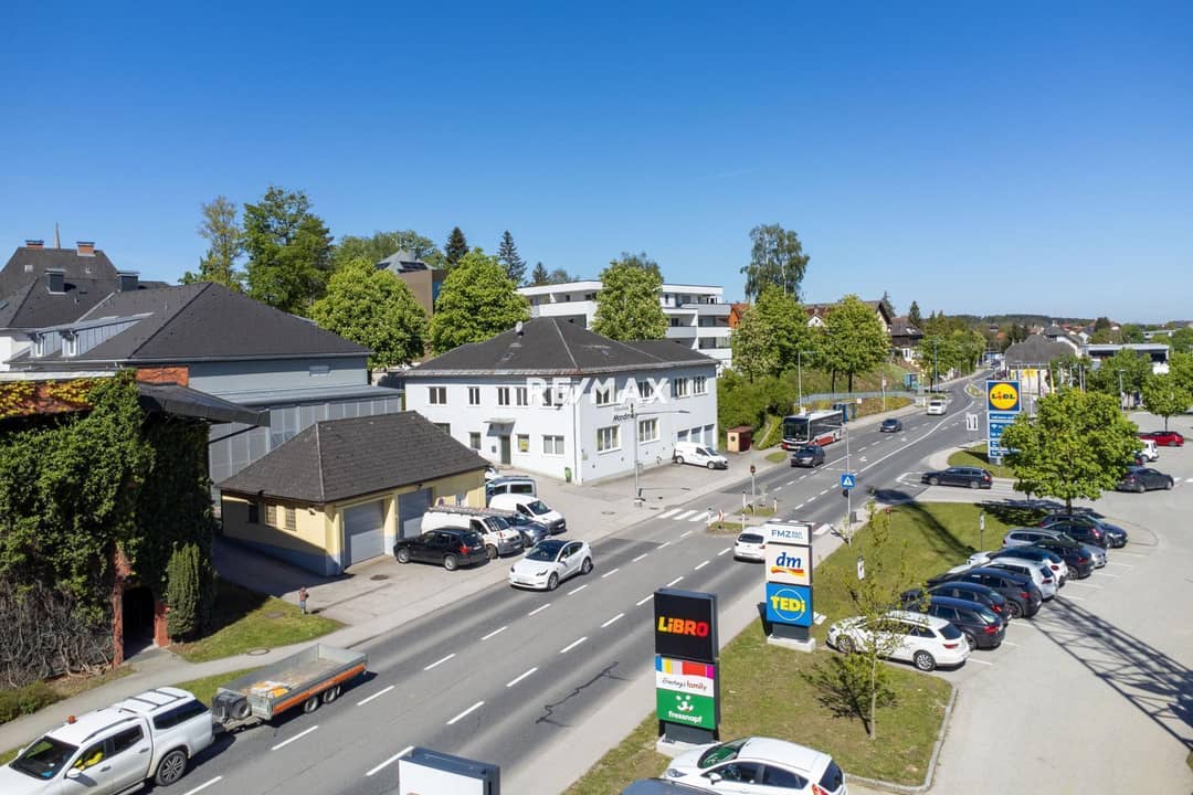 Bürofläche 90 m² in Bad Hall, zentrale Lage, helles Ambiente