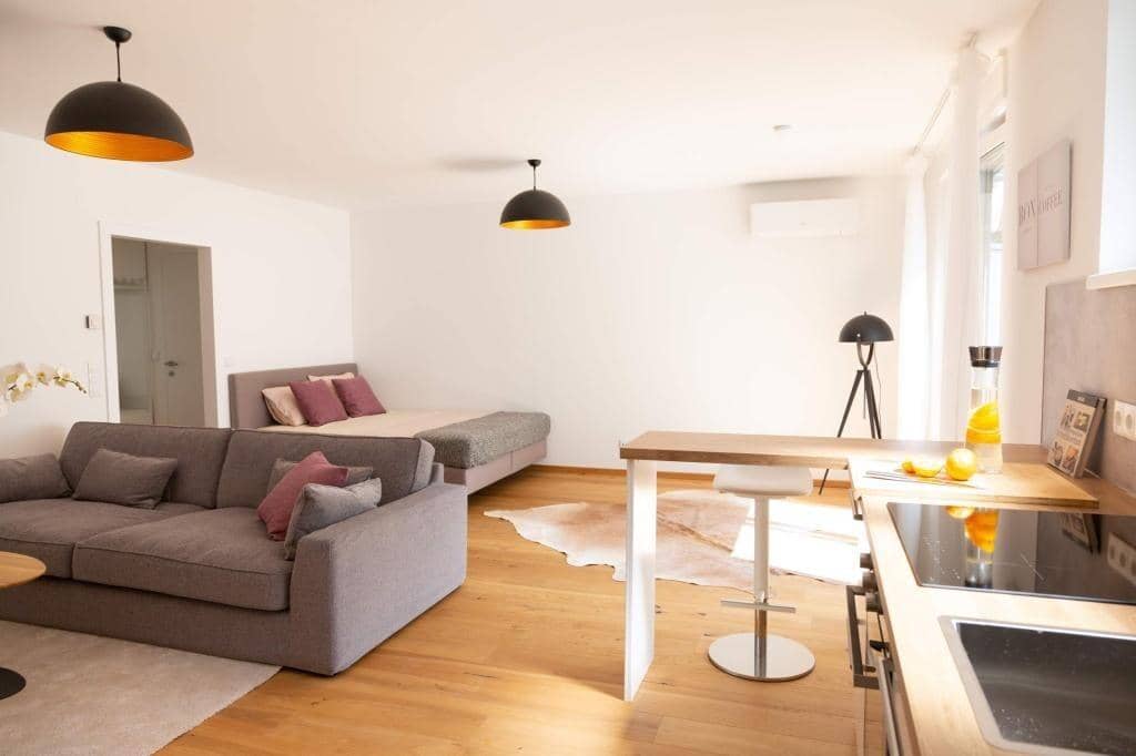 Apartment terrace studio green view Schubertpark