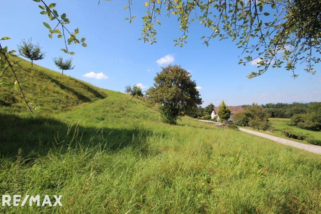 Baugrundstück in Krumegg (Graz-Umgebung) mit Aussicht, ca. 3.437 m²