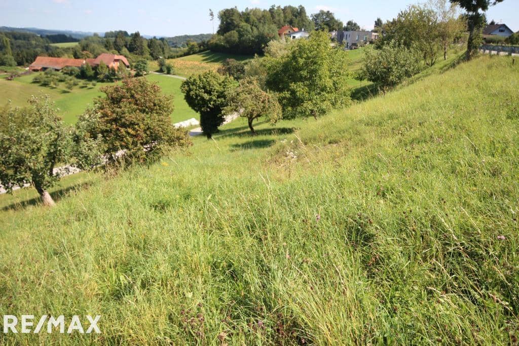 Baugrundstück in Krumegg (Graz-Umgebung) mit Aussicht, ca. 3.437 m²