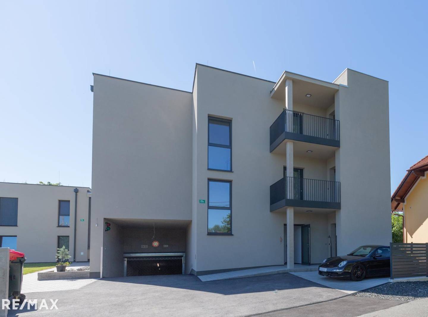 New build apartment with large balcony in a quiet area