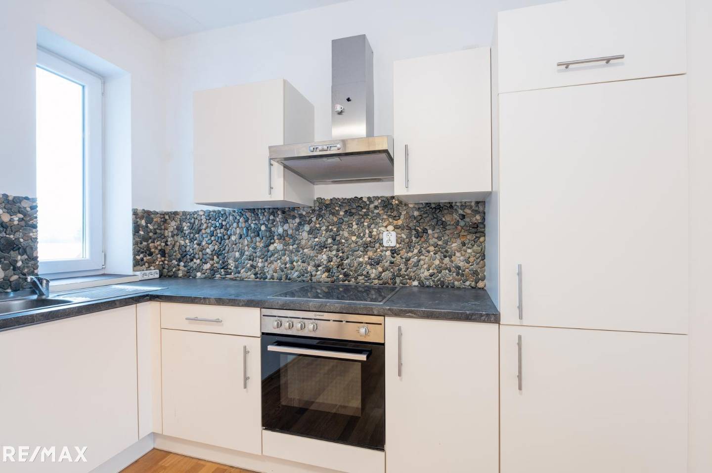 Investment apartment bright renovated near the Mur