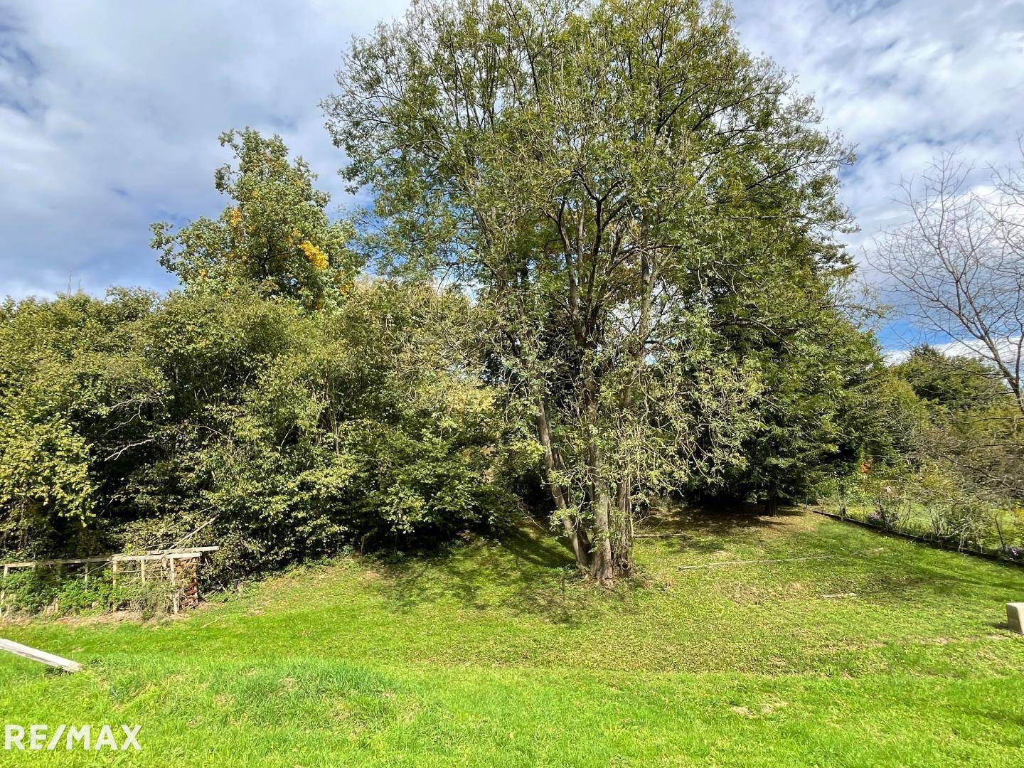 Wohnung ruhiges sonniges Baugrundstück Stiftingtal