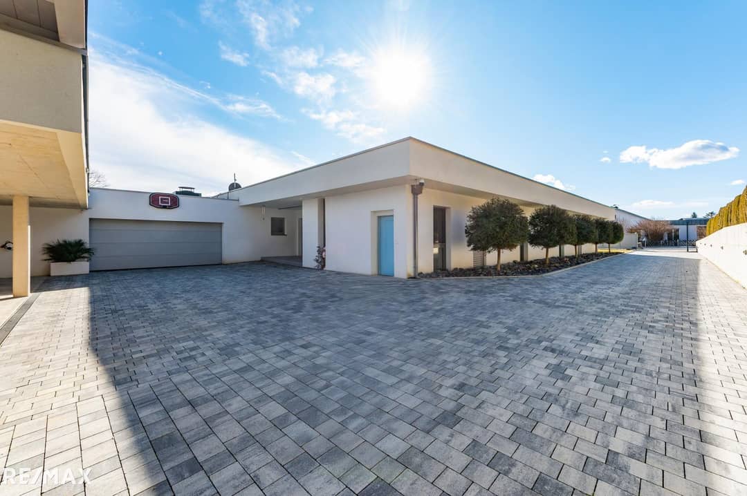 Heller Bungalow in Ottendorf an der Rittschein - 222 m² Wfl, 1 Ebene