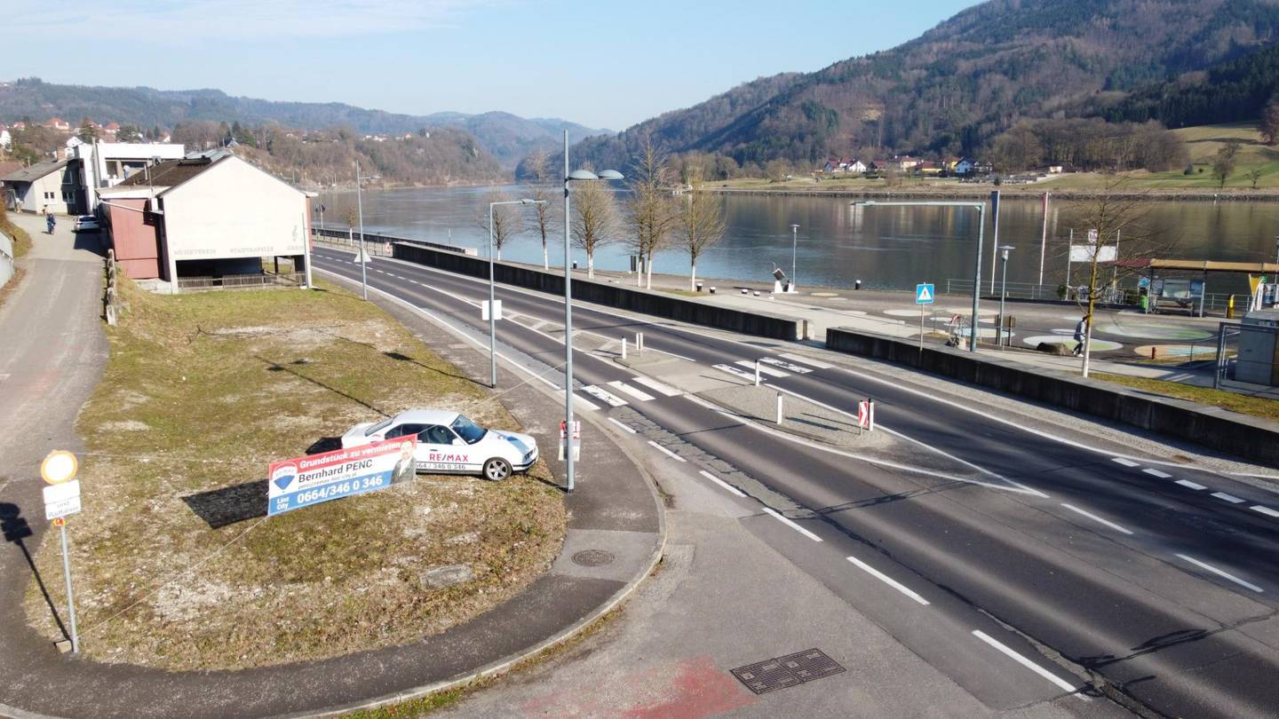 *reserviert* Gewerbegrundstück mitten in Grein mit Donaublick zu mieten!!