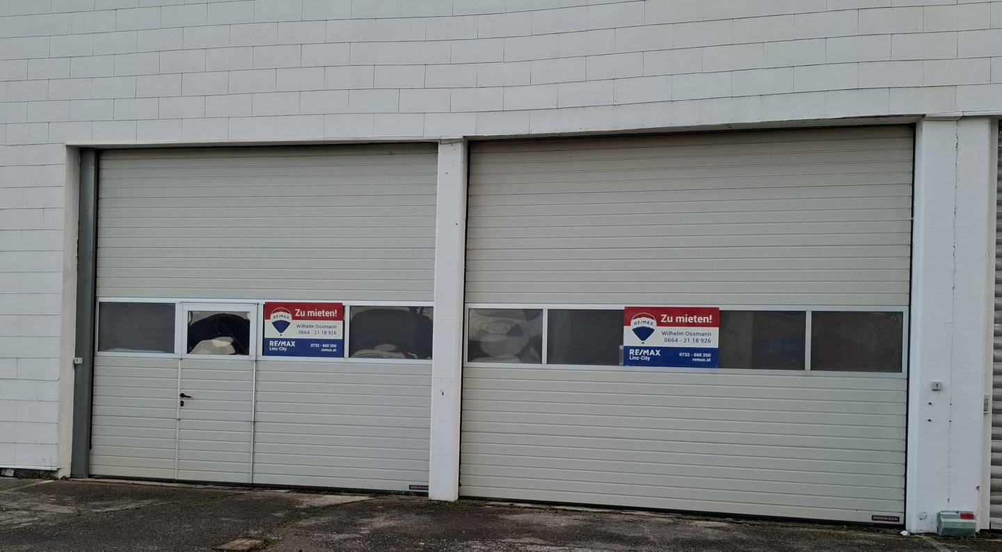 <b>Preiswerte Werkstätte oder Logistik Lager, 330m² !</B>