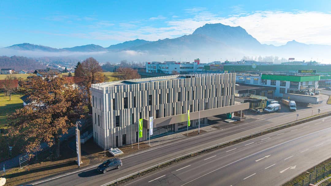 Neubau Bürohaus mit Praxis & Büroflächen in Gmunden Stadtrand