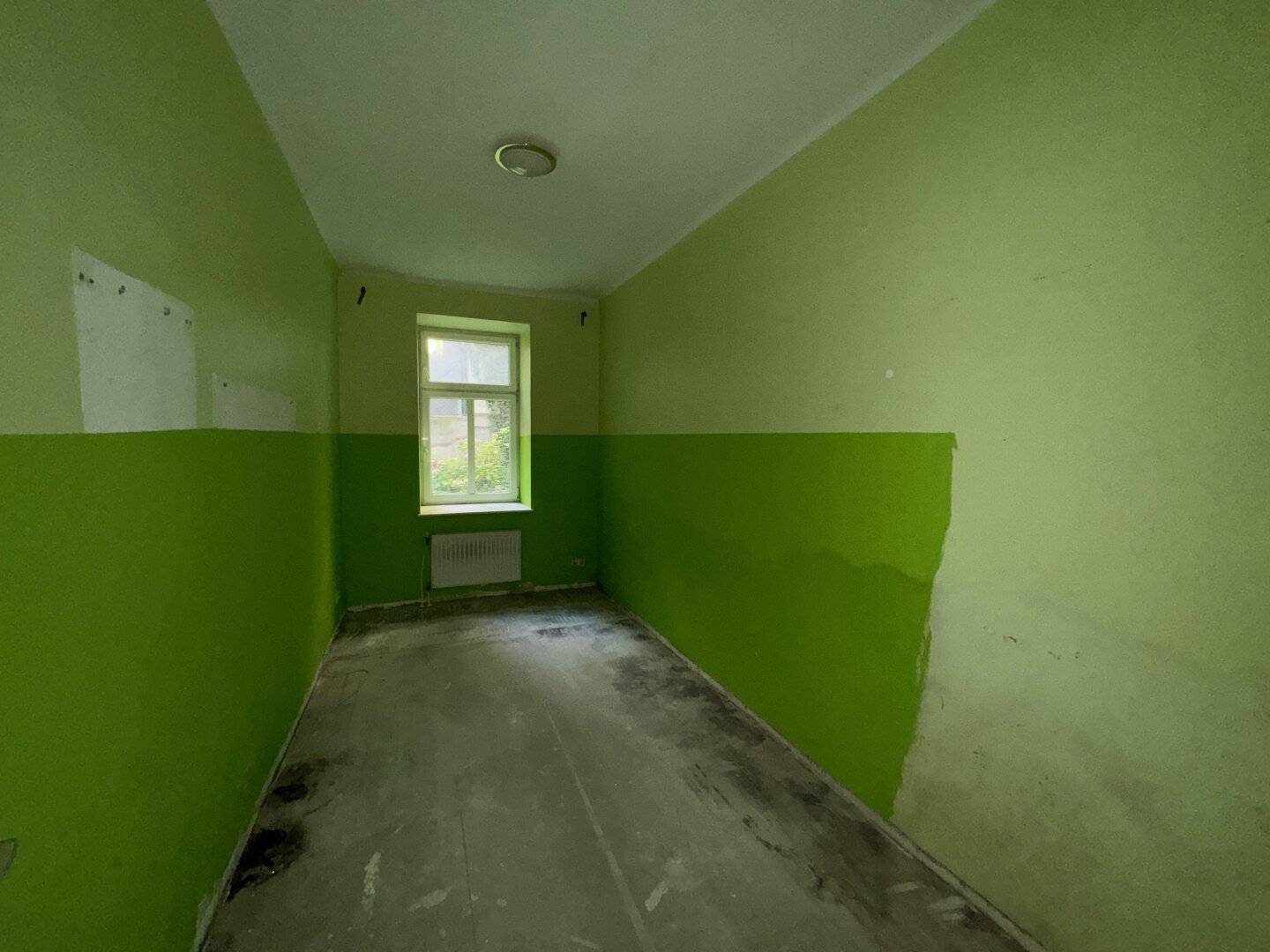 Gepflegte 2-Zimmer-Wohnung im EG in Wien 15, ruhige Innenhoflage