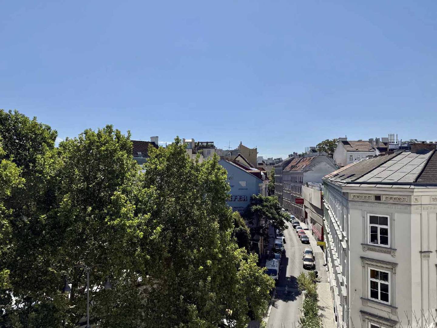 Dachgeschosswohnung mit Terrasse im Innenhof