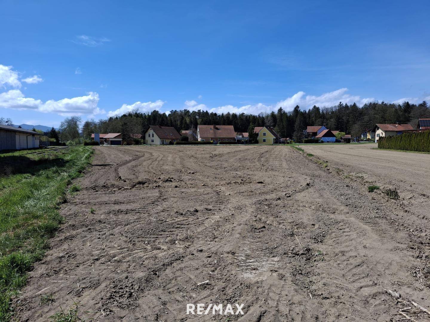 Großflächiger Baugrund nahe Zentrum