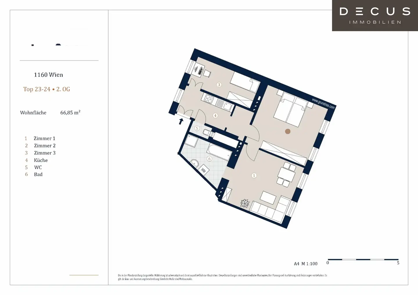 Old building apartment with charm near subway