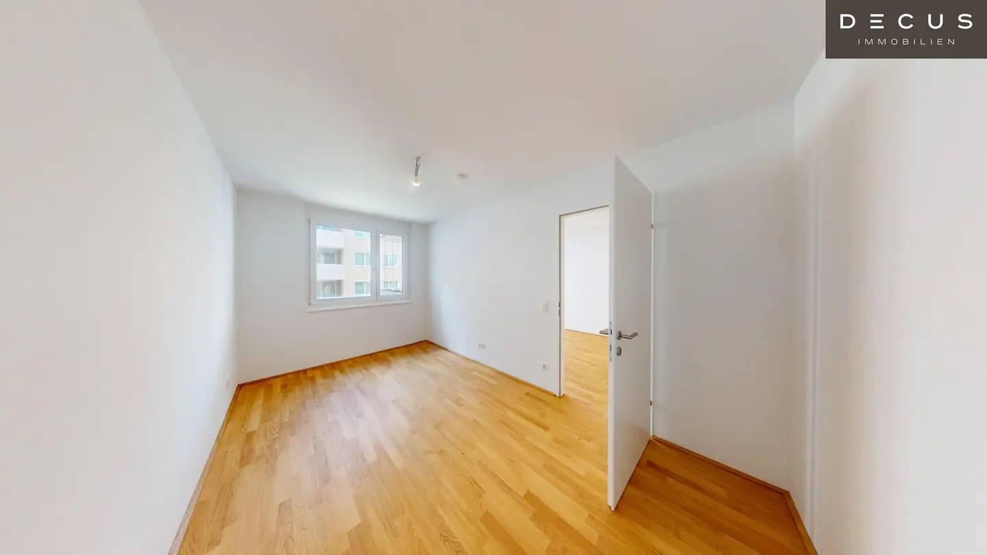 / 2 ROOM / AVAILABLE FROM 15.12.2026 / SUSTAINABLE LIVING / KAGRAN / BALCONY
