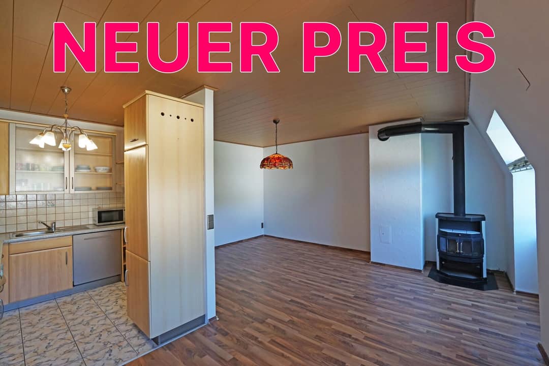 Attic apartment in quiet location with parking