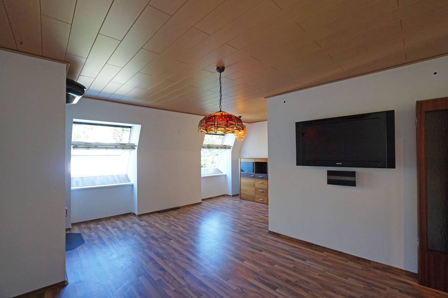 Dachgeschosswohnung ruhige Lage mit Stellplatz