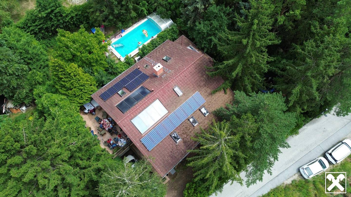 Großzügiges Einfamilienhaus in Breitenfurt mit Pool & Wintergarten