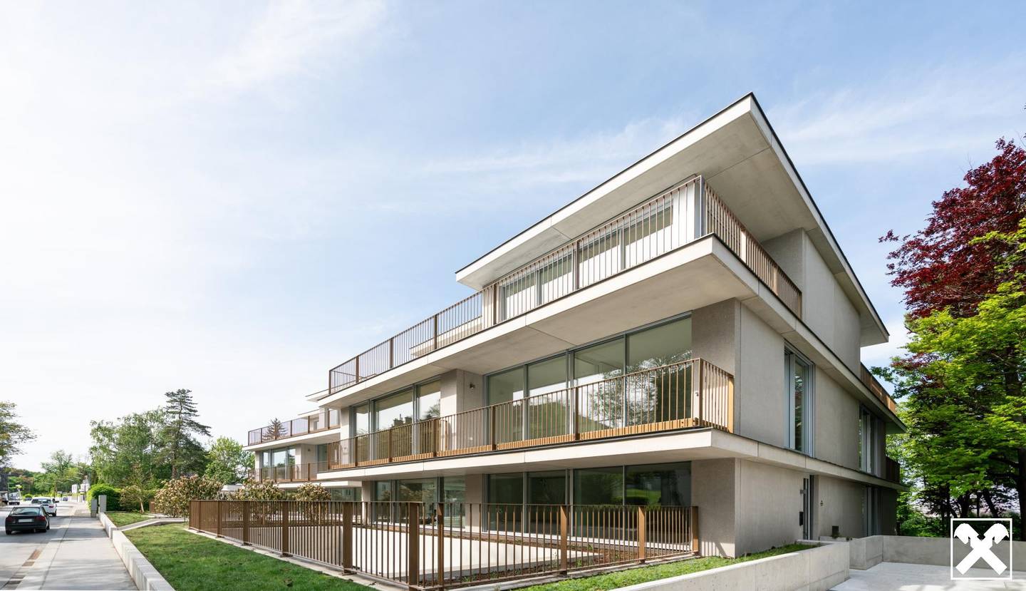 Apartment in Hietzing with garden and pool
