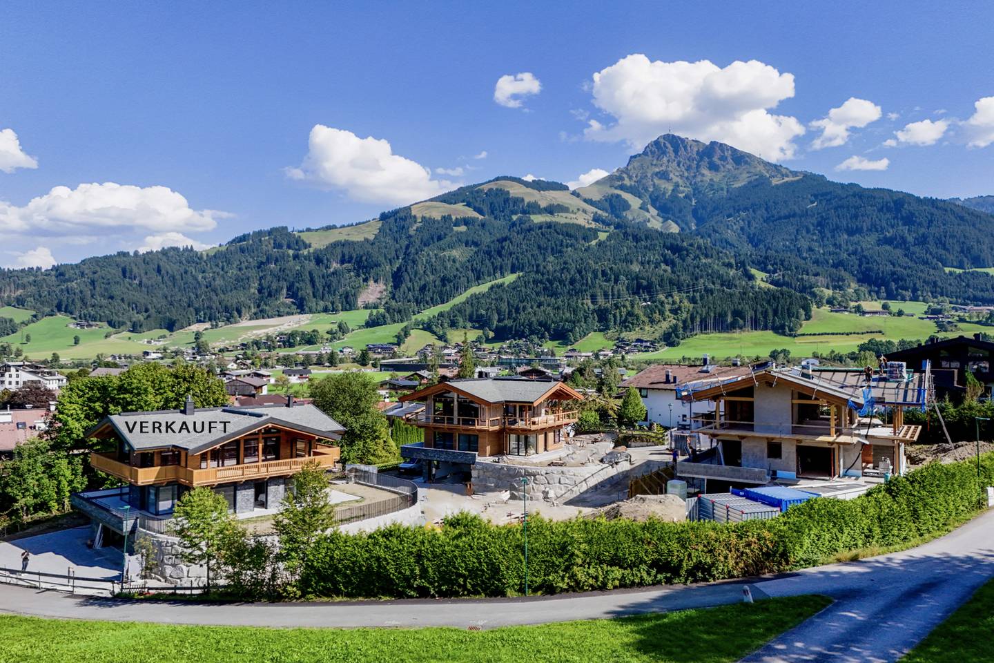 Luxuriöse Neubau-Chalets in Oberndorf in Tirol – 193 m² Wohnfläche