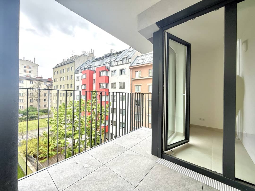 Wohnung Erstbezug Balkon barrierefrei