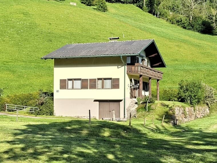 ZU VERMIETEN und sofort verfügbar - Einfamilienwohnhaus samt Grundstück