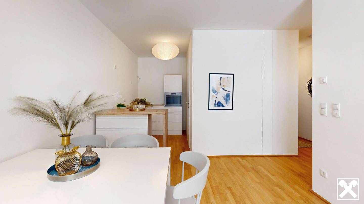 Apartment central location with private garden