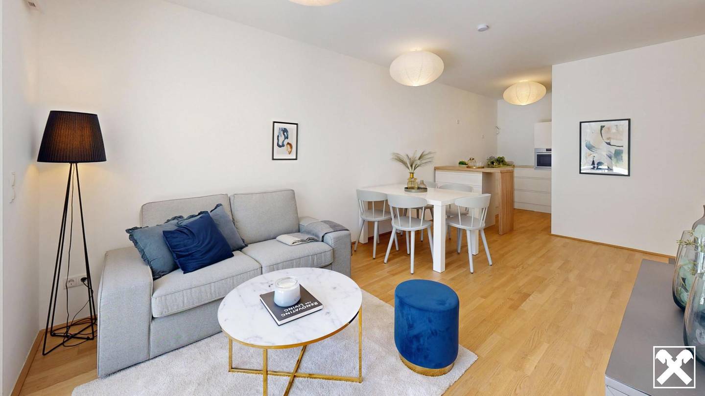 Apartment central location with private garden