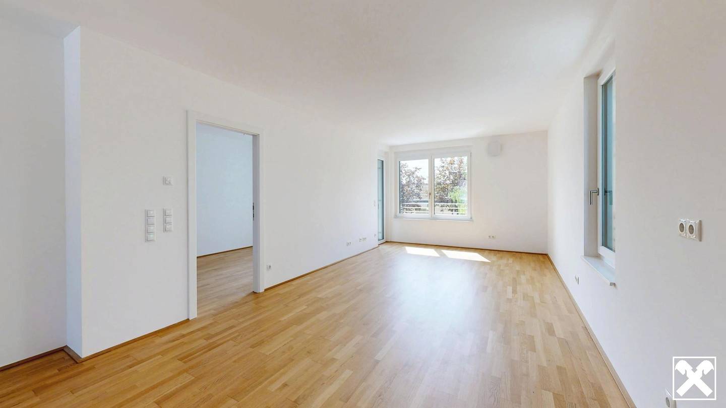 Weinviertel apartment near train station loggia